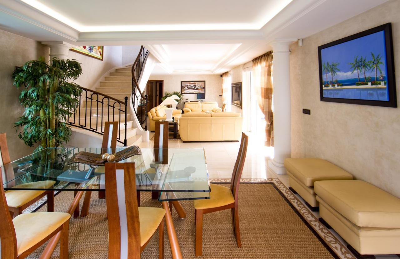 El Paradisio Splendid 5 Stars Villa Atypical In Antibes With Overflowing Swiming Pool Εξωτερικό φωτογραφία